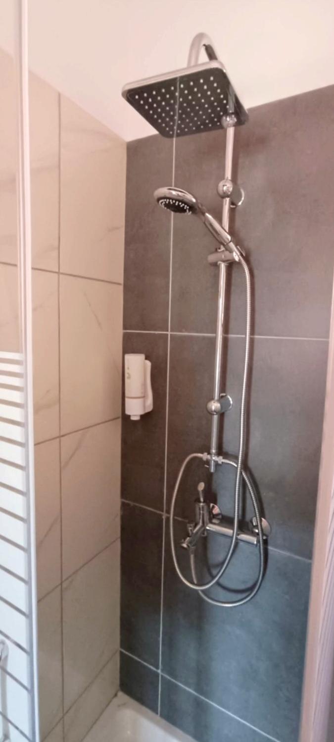A & K Vacation House Város Dış mekan fotoğraf